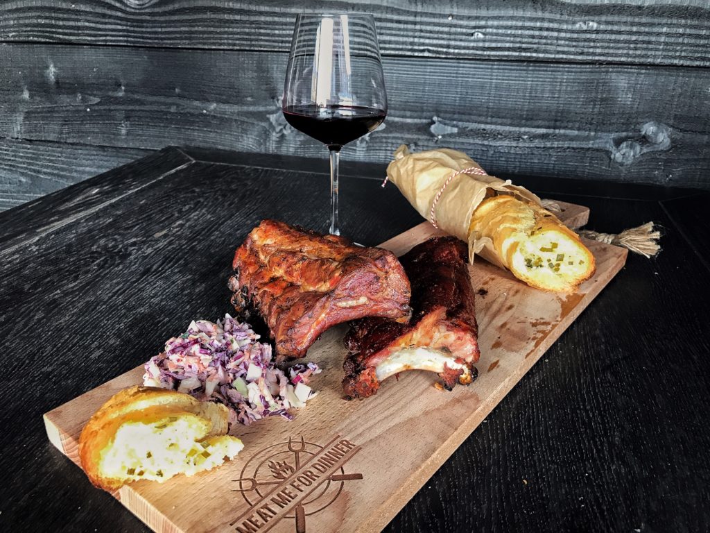 Spareribs geserveerd
